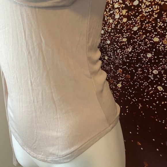 Medium Talula top​​​​​​​​​ - Picture 3 of 7